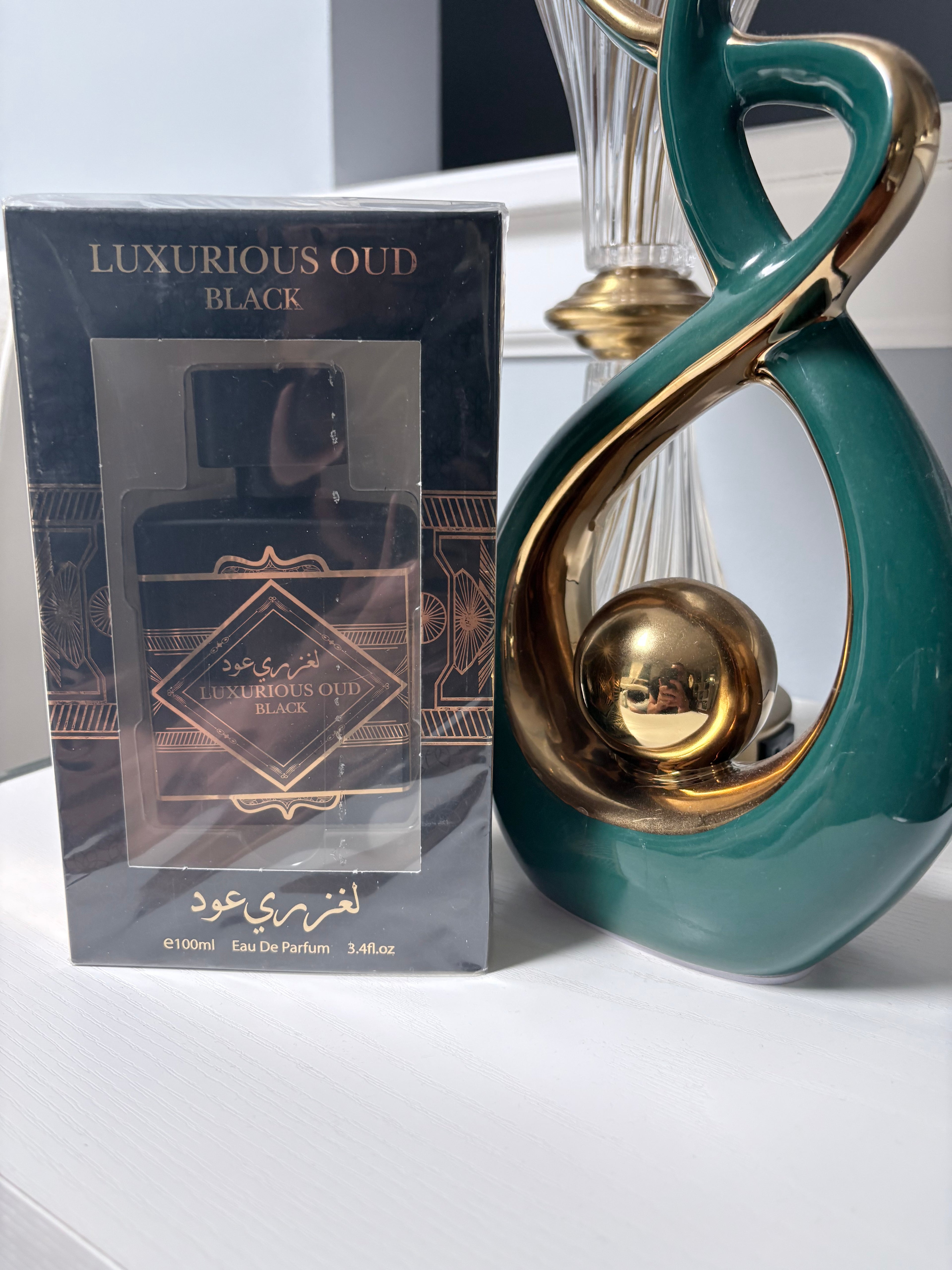 LUXURIOUS OUD BLACK 3.4 oz